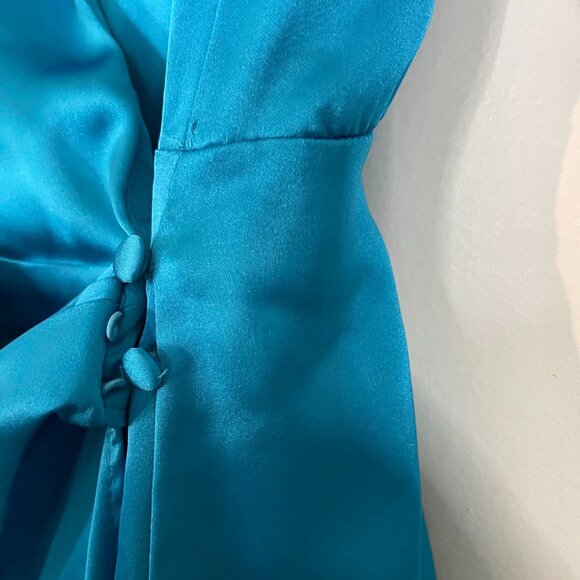 Zara M Blue Silk Wrap Dress – Classic & Comfortable, Sleeves Missing Buttons - Picture 6 of 15